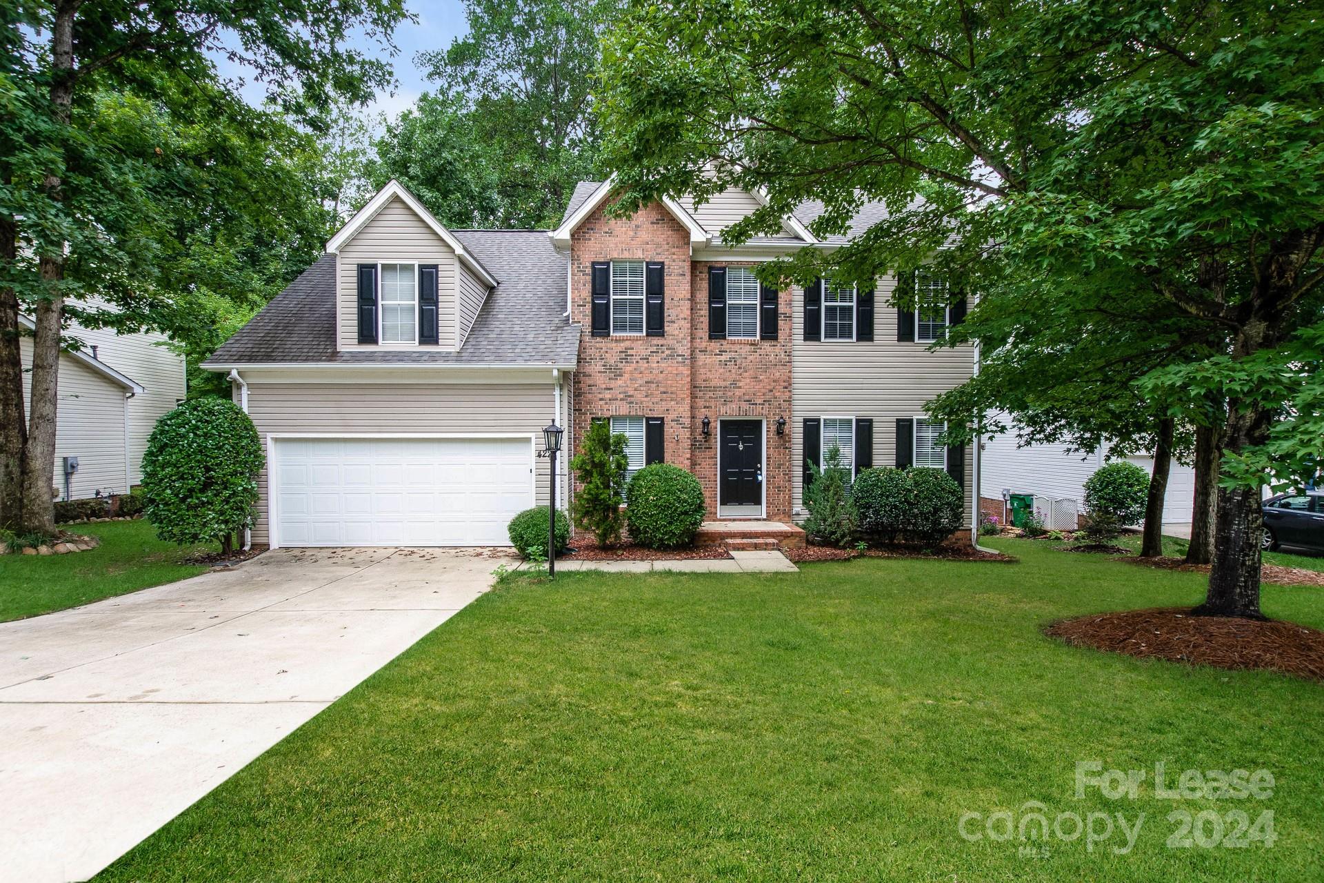 Property image 1 at 4227 Huntmeadow Drive, Charlotte, NC 28269