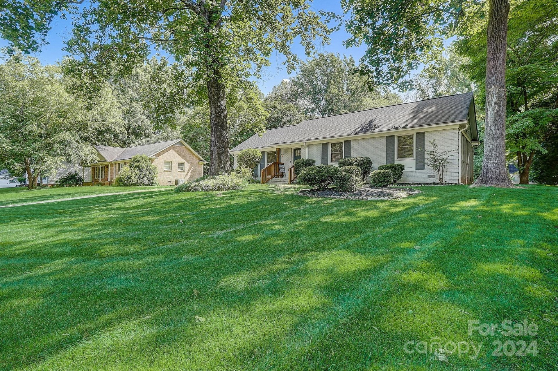 Property image 1 at 5822 Mullis Road, Charlotte, NC 28215