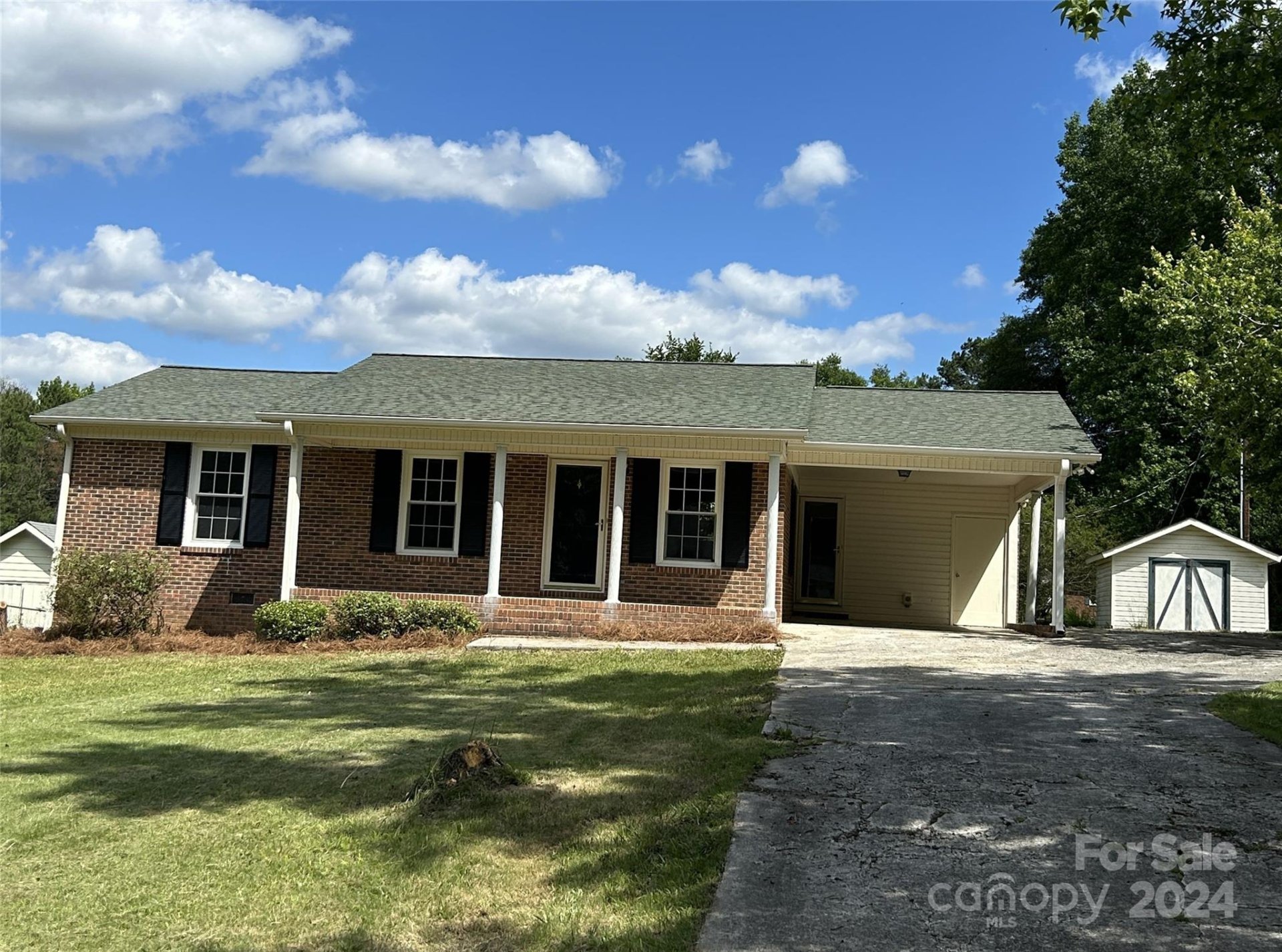 2316 Ross Cauthen Road