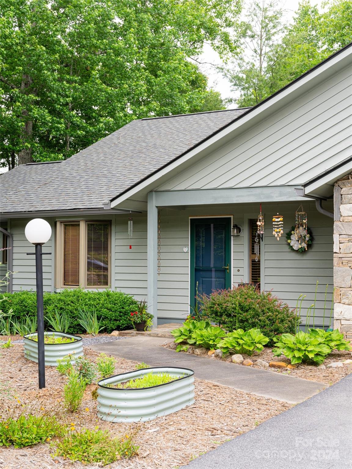 Property image 4 at 11 Brody Trail, Asheville, NC 28804