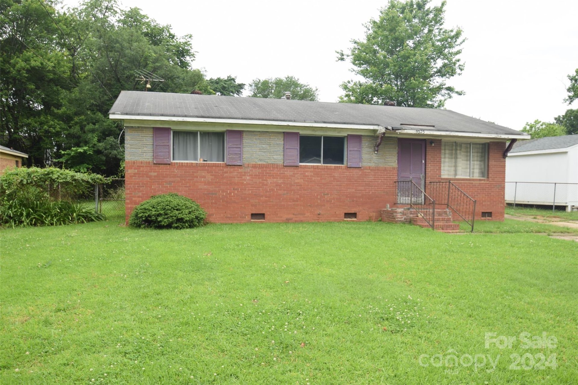 Property image 1 at 9525 Feldbank Drive, Charlotte, NC 28216