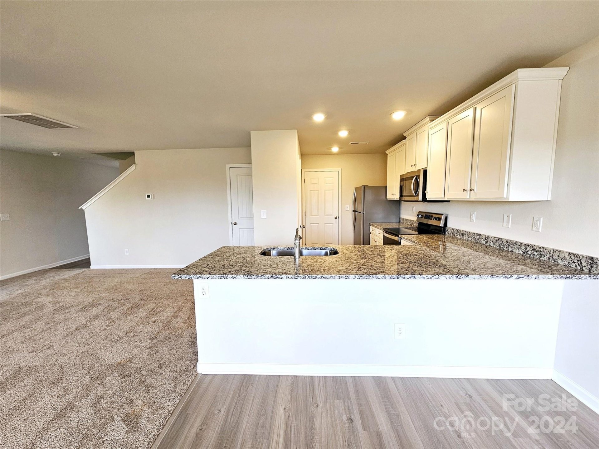 Property image 2 at 414 Apex Circle, Shelby, NC 28152