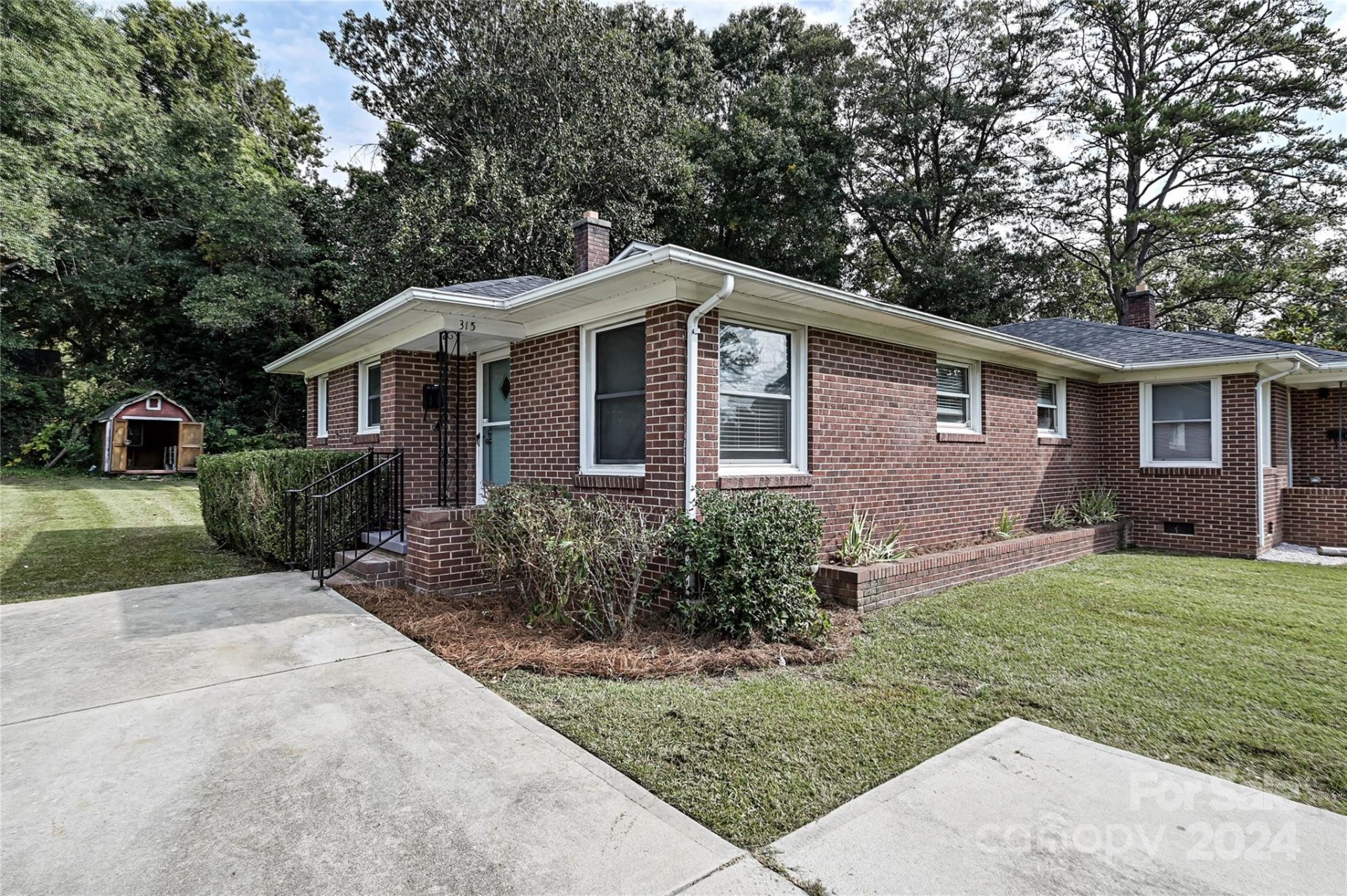 317 Gaston Avenue
