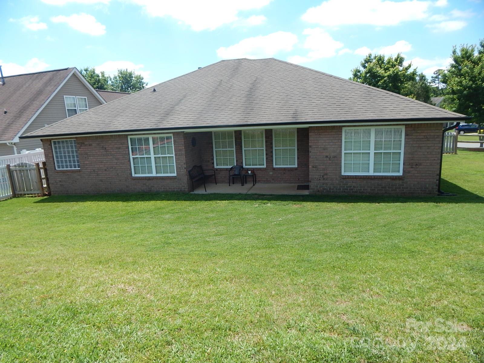 Property image 3 at 300 Ashmont Drive, Kannapolis, NC 28081