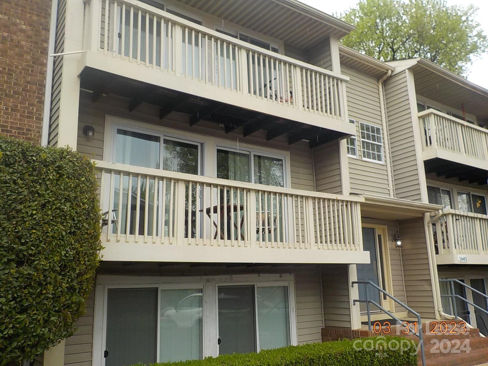 Property image 1 at 1645 Arlyn Circle, Charlotte, NC 28213