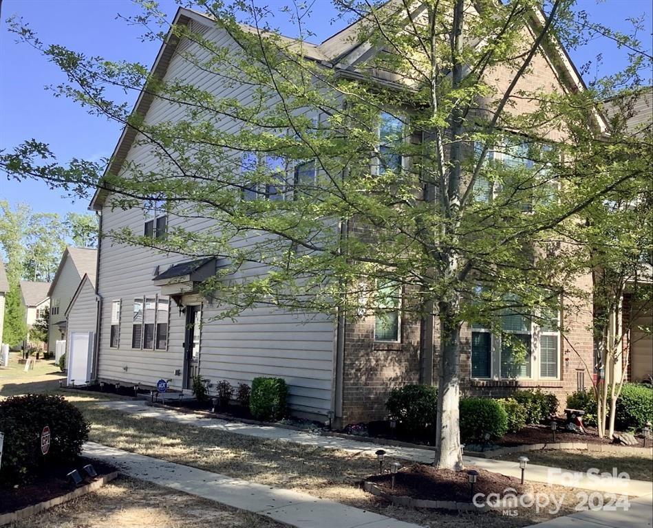 6023 Turkey Oak Lane