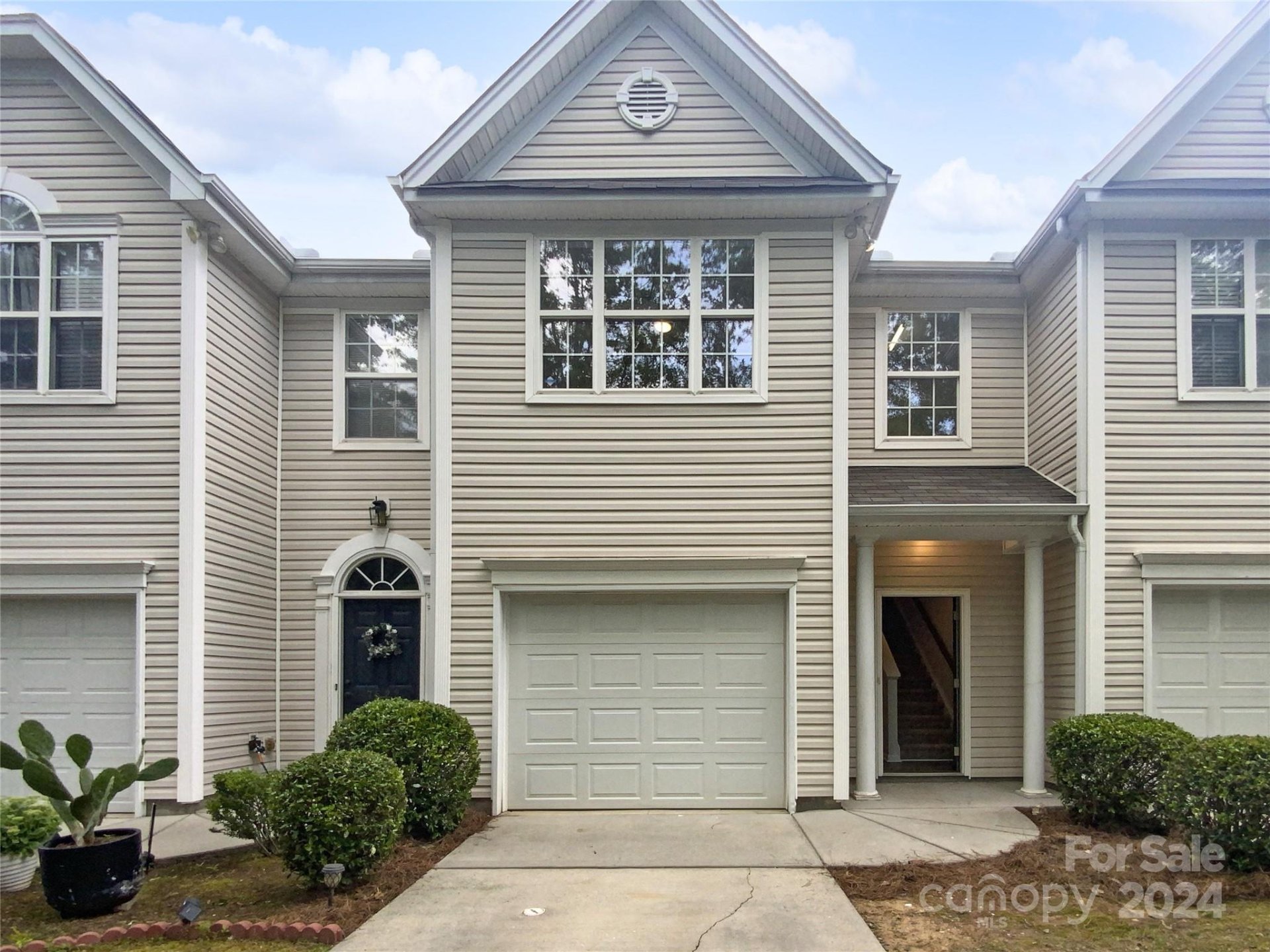 Property image 1 at 7518 Abigail Glen Drive, Charlotte, NC 28212