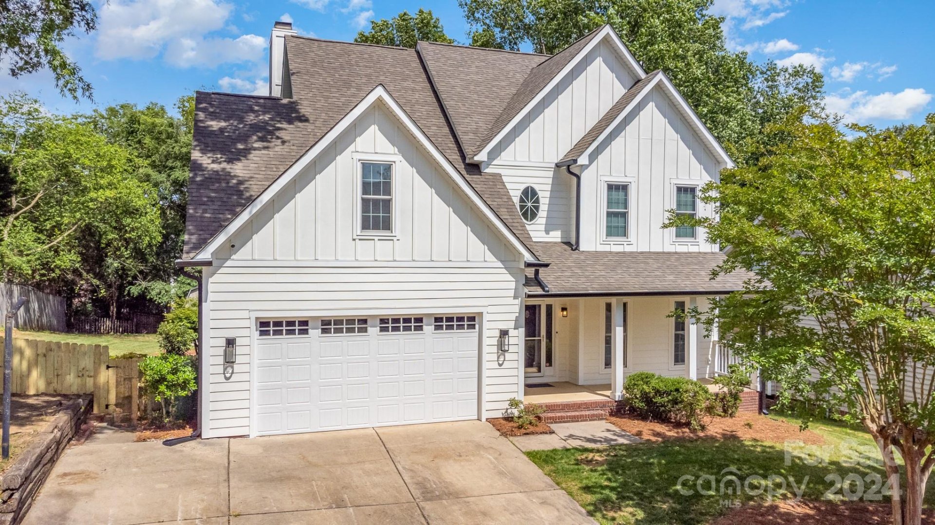 Property image 1 at 10427 Rougemont Lane, Charlotte, NC 28277