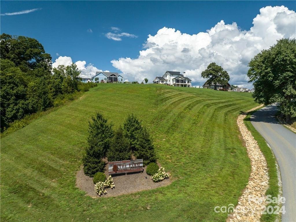 Property image 4 at 17 N Sweetwater Pond Road, Mills River, NC 28759