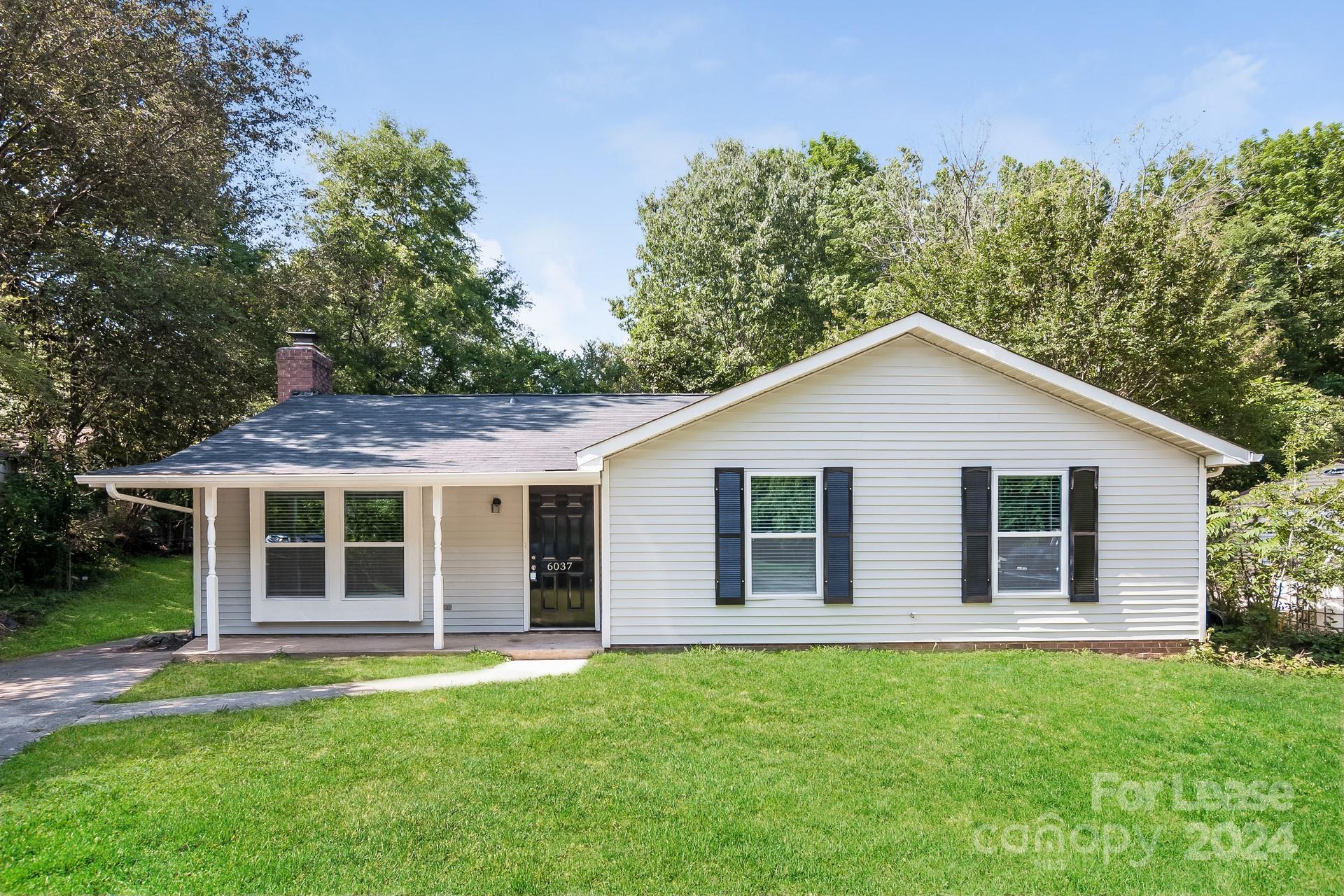 Property image 1 at 6037 Sunset Chase Lane, Charlotte, NC 28212