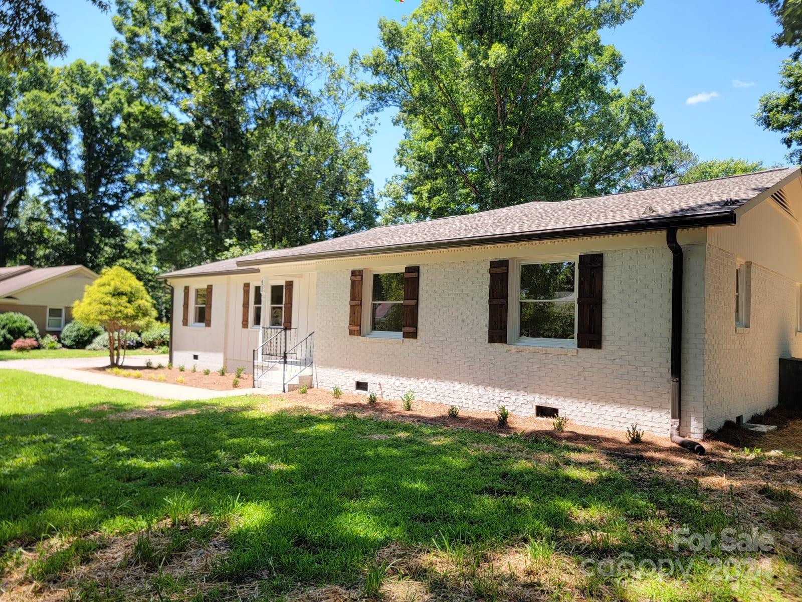 Property image 2 at 406 White Oaks Drive, Salisbury, NC 28147