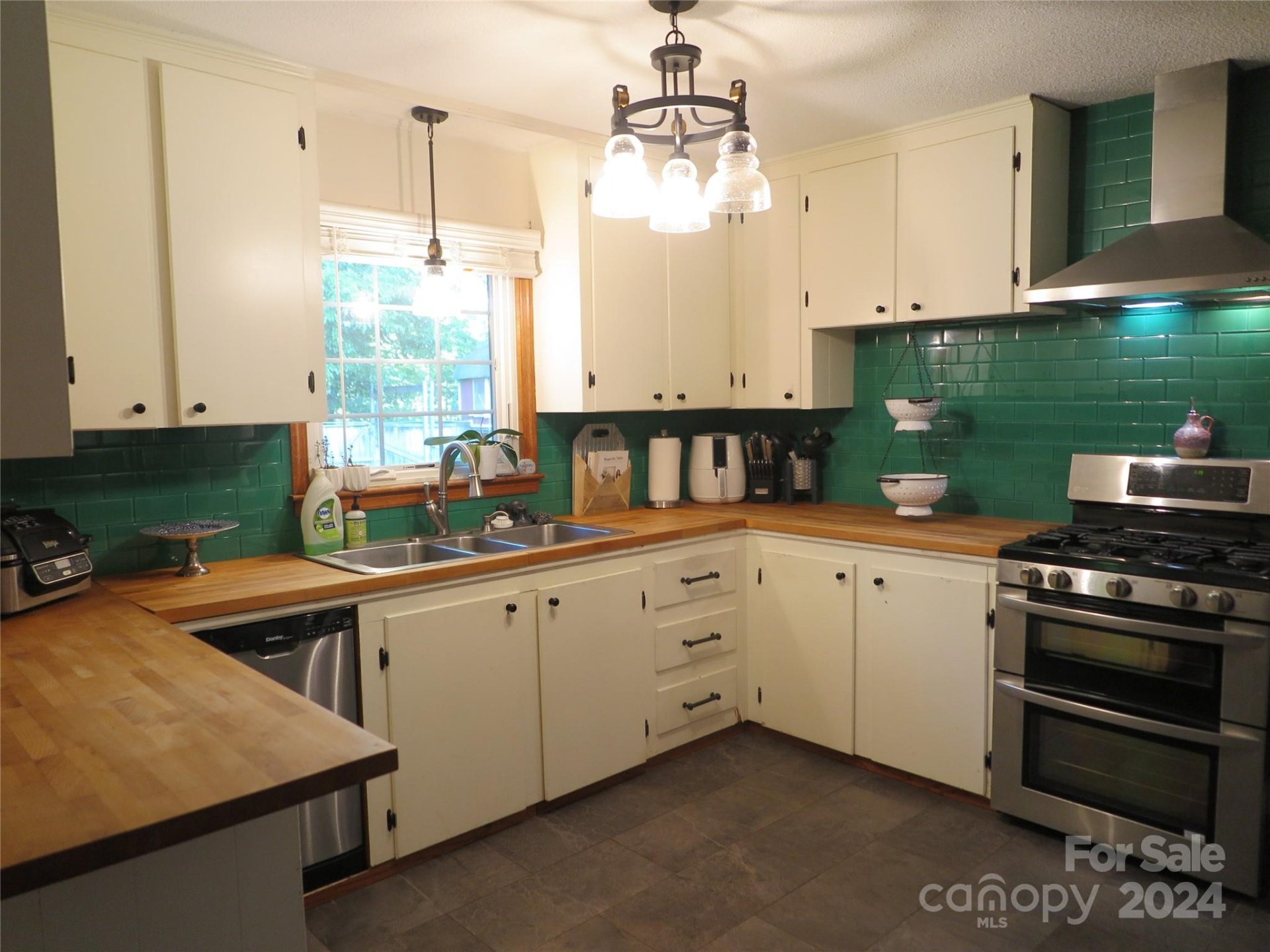 Property image 4 at 444 Jenny Street, Gastonia, NC 28054