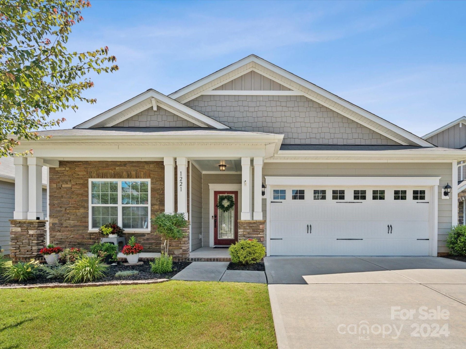 1221 Brookcrest Lane