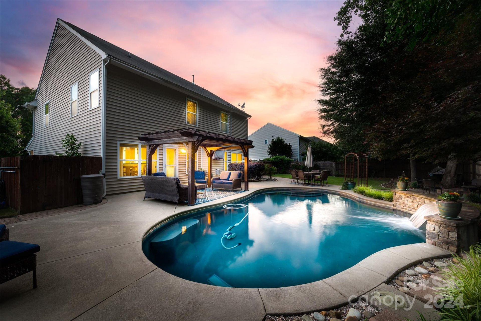 Property image 5 at 780 Virginia Pine Lane, Lake Wylie, SC 29710
