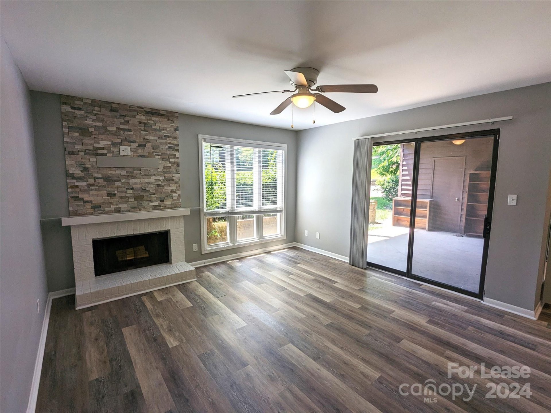 Property image 1 at 8021 Cedar Glen Drive, Charlotte, NC 28212