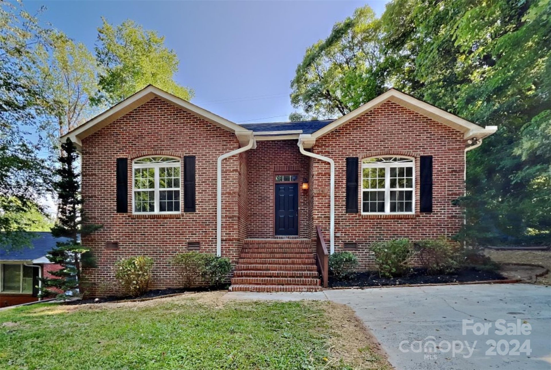 Property image 1 at 1941 St Paul Street, Charlotte, NC 28216