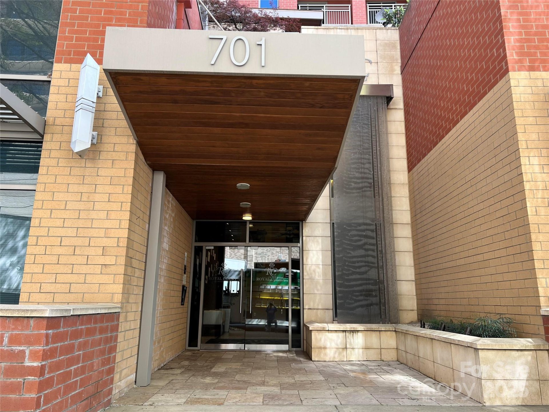 701 Royal Court
