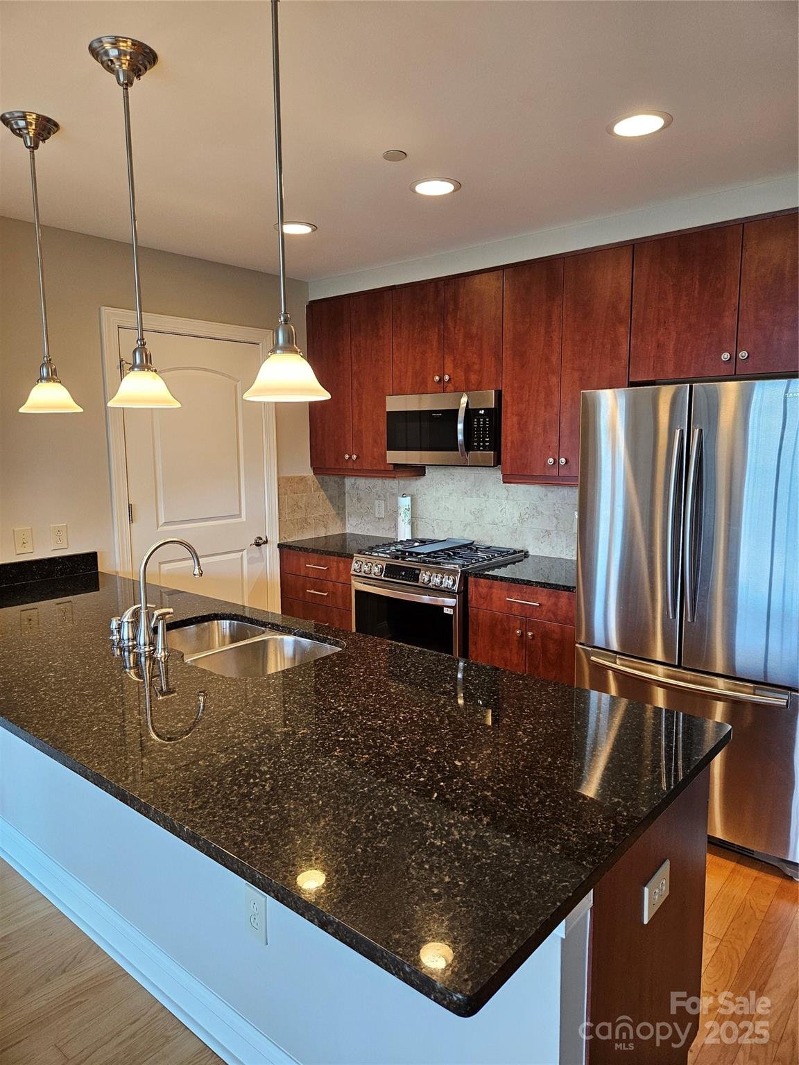 Property image 2 at 701 Royal Court, Charlotte, NC 28202