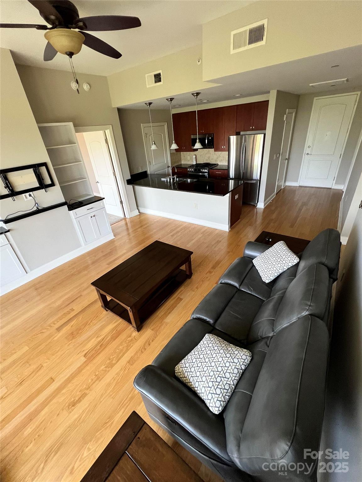 Property image 5 at 701 Royal Court, Charlotte, NC 28202