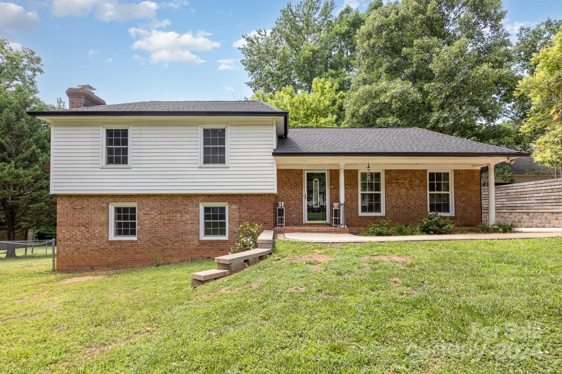 Property image 1 at 8201 Cliffside Drive, Charlotte, NC 28270
