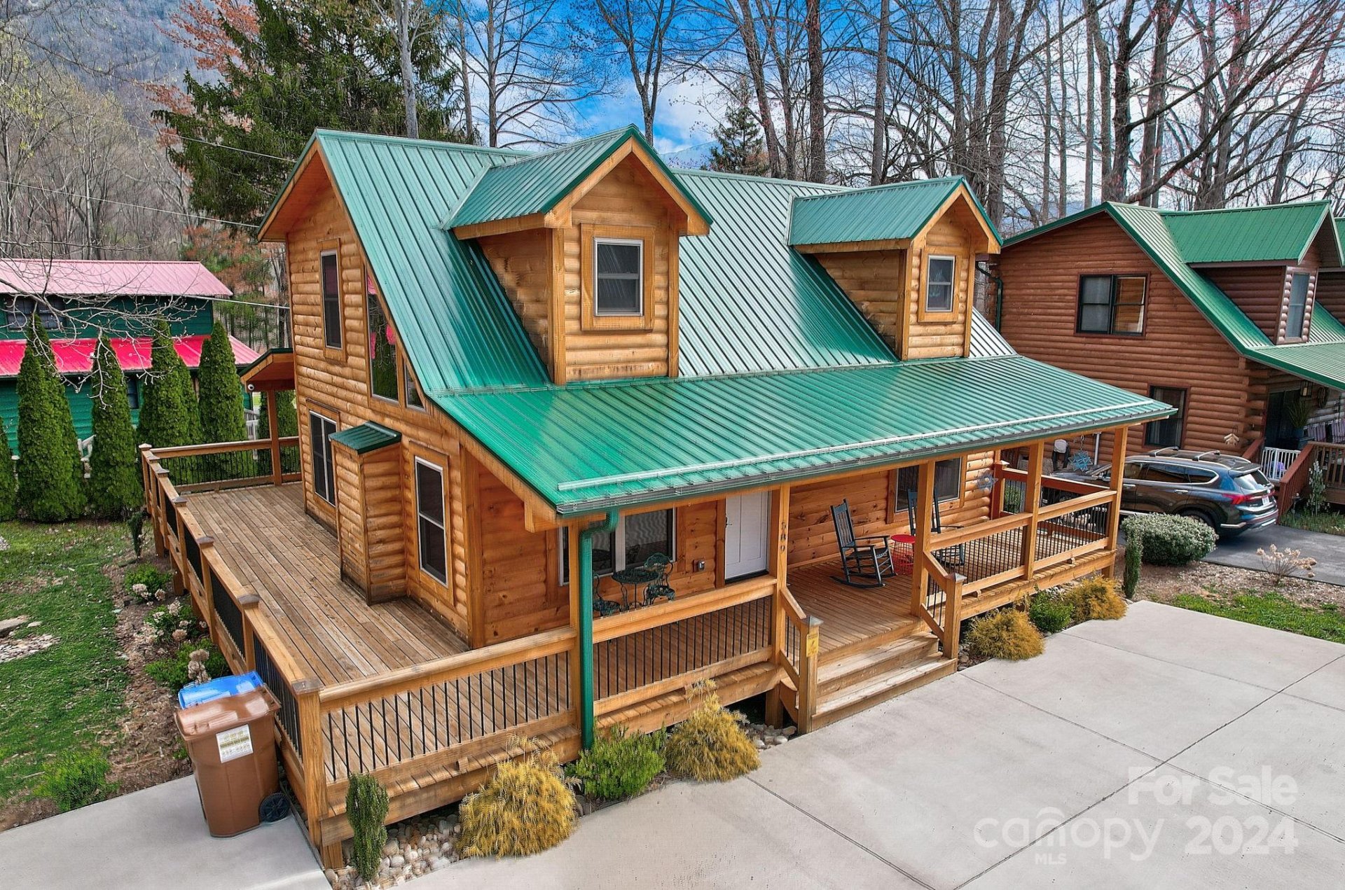 Property image 1 at 589 Panoramic Loop, Maggie Valley, NC 28751