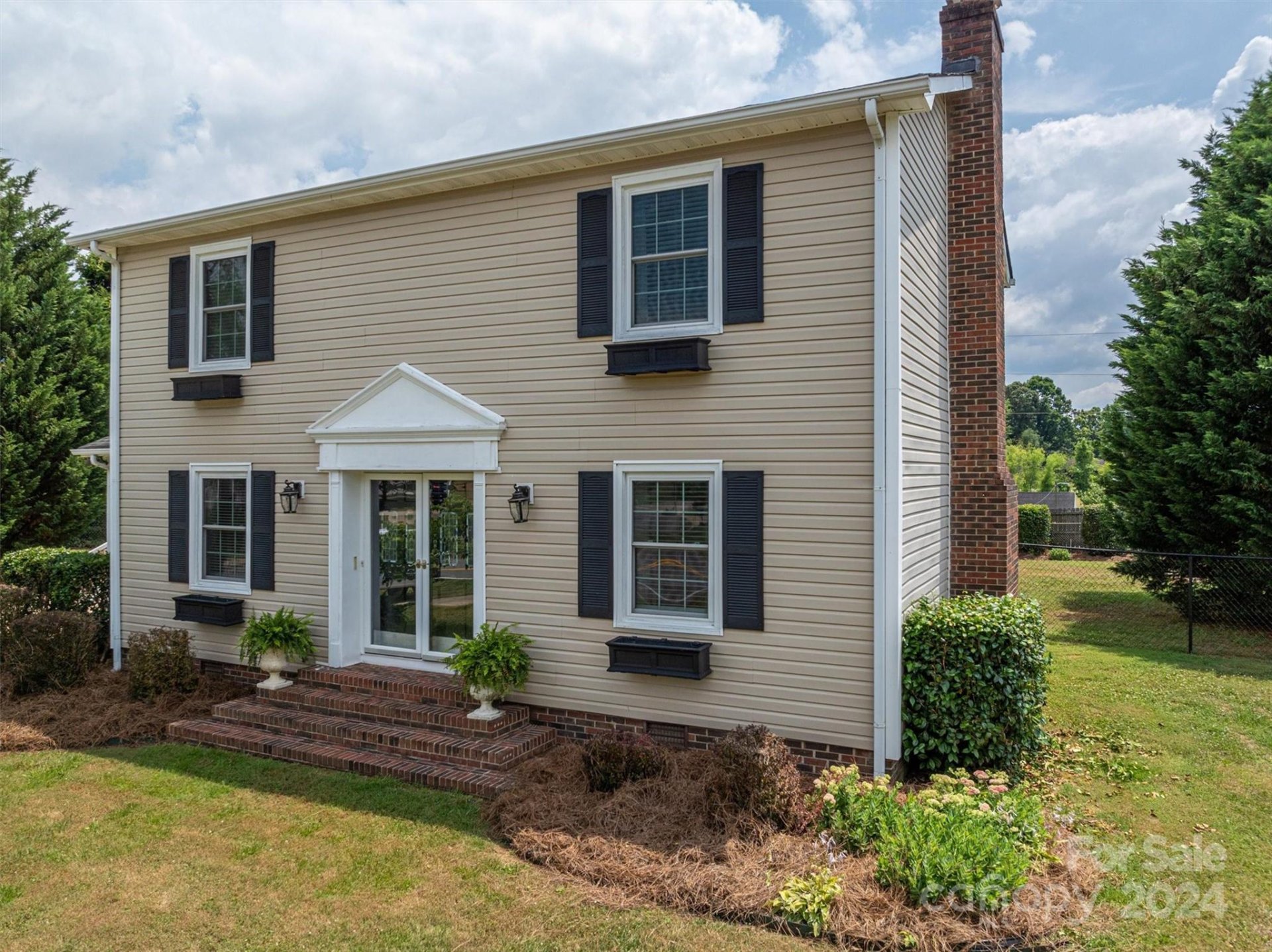 Property image 3 at 634 Carson Road, Gastonia, NC 28052