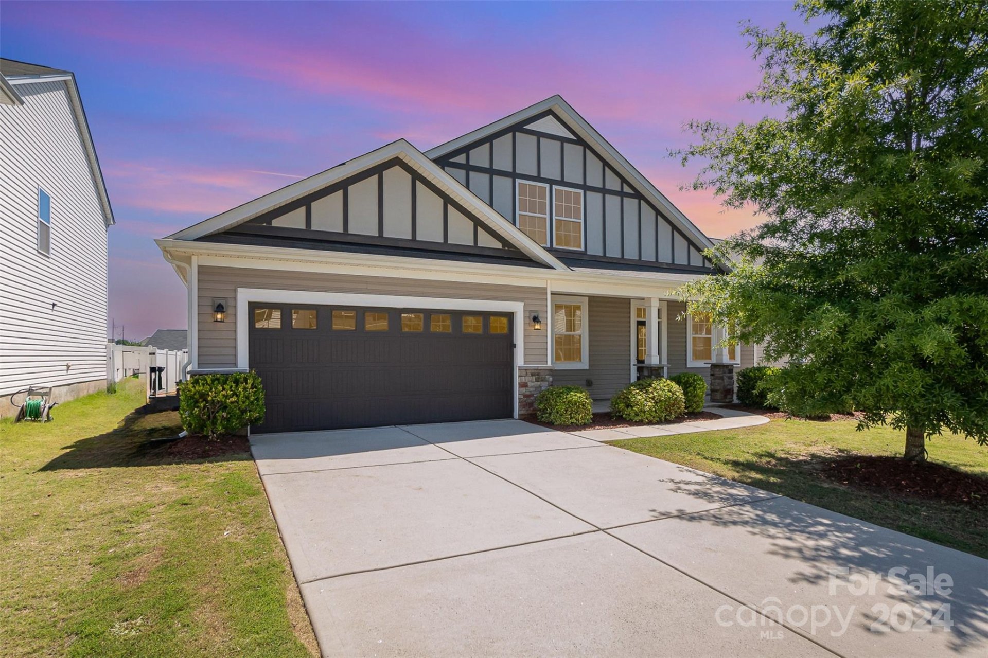 Property image 1 at 7814 Meridale Forest Drive, Charlotte, NC 28269