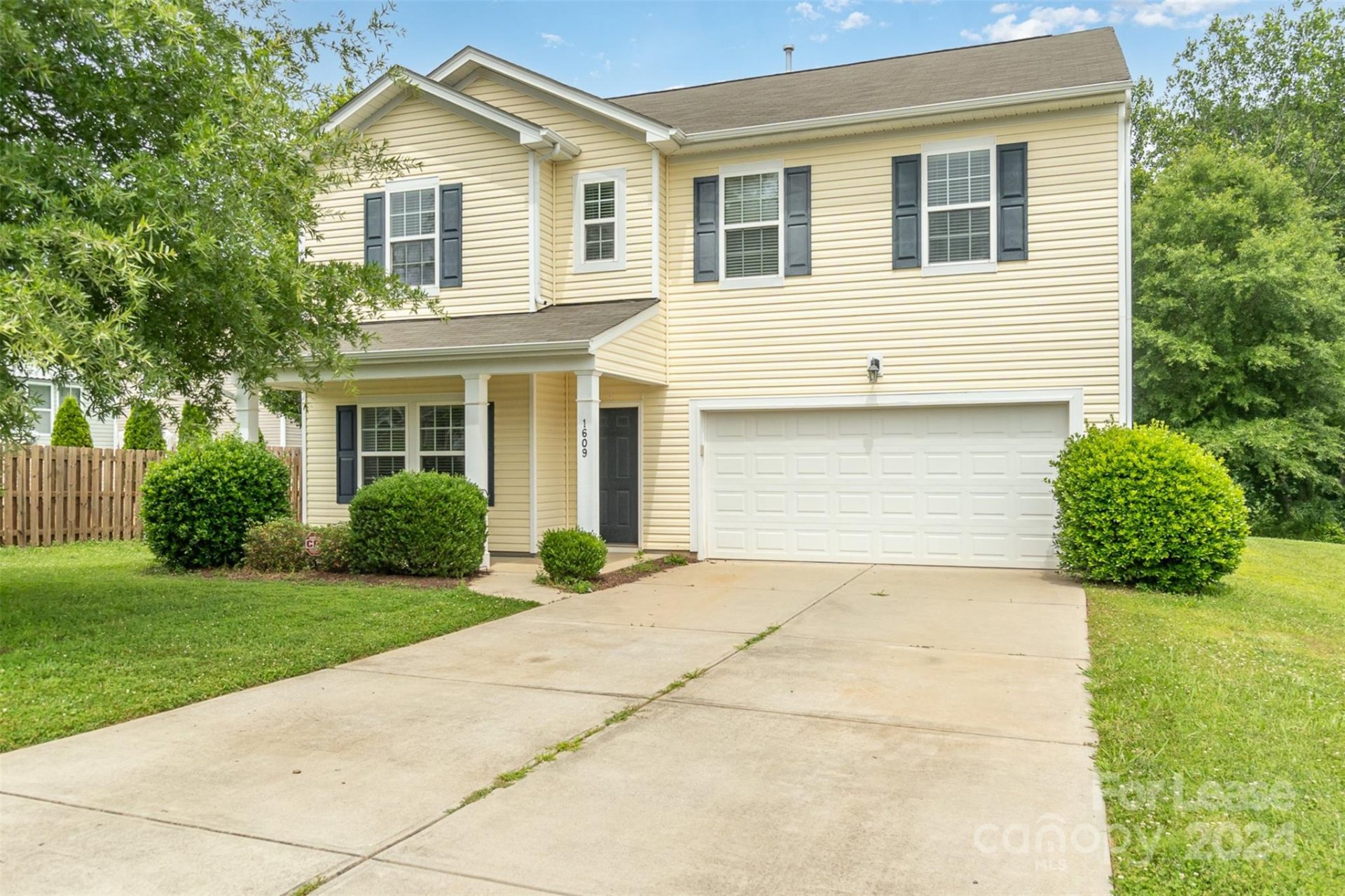 Property image 1 at 1609 Beleek Ridge Lane, Clover, SC 29710