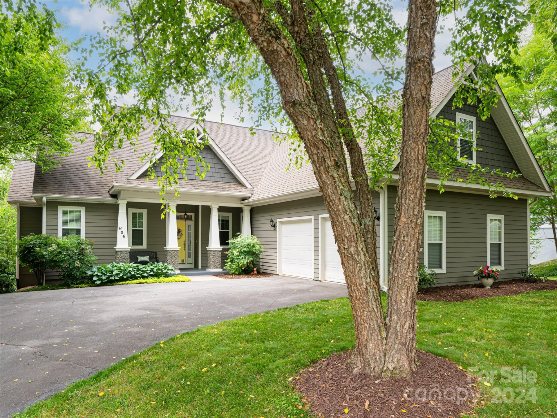 Property image 1 at 606 Vista Falls Road, Mills River, NC 28759