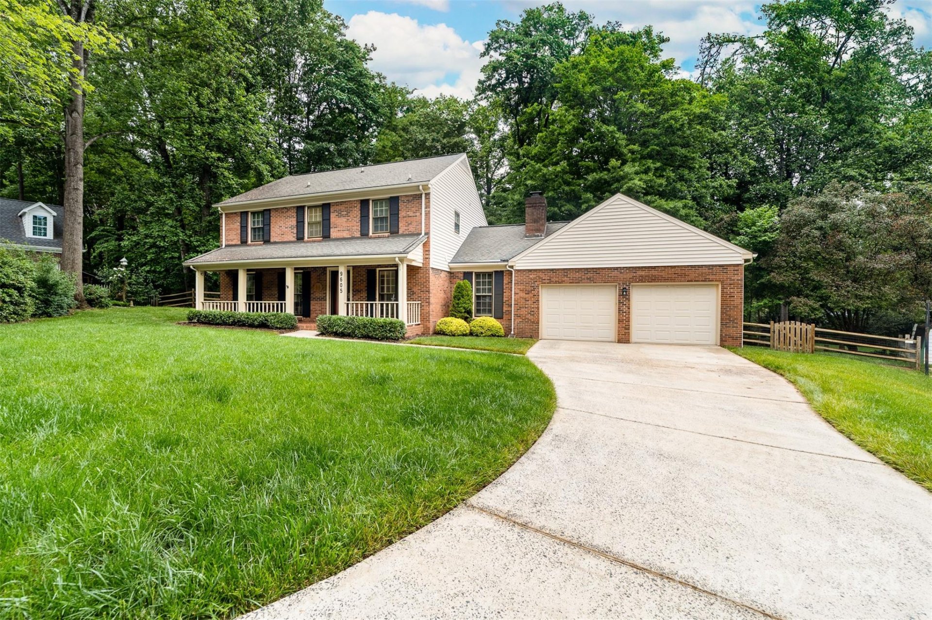 Property image 1 at 9605 Enid Lane, Matthews, NC 28105