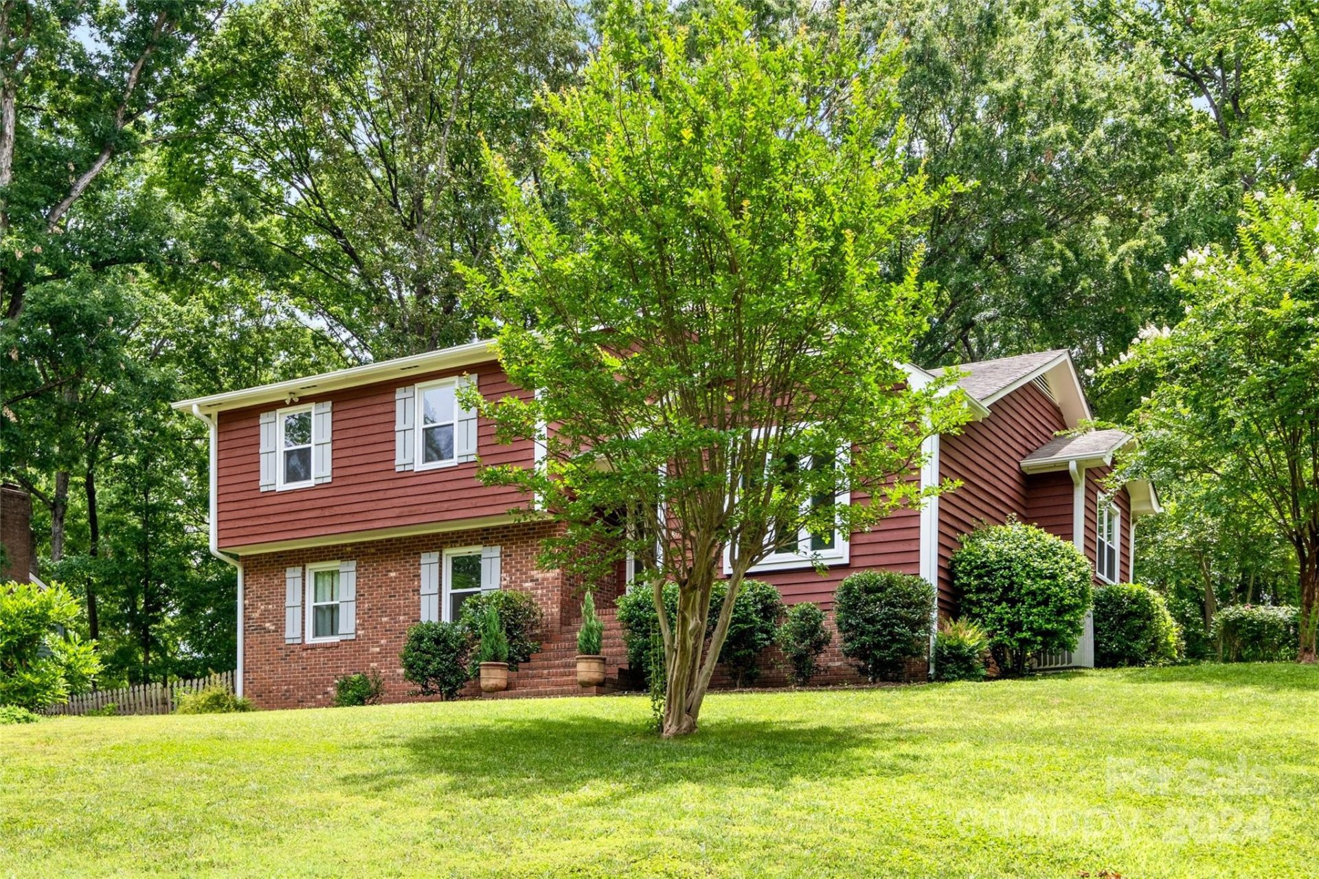 Property image 3 at 806 Shadowbrook Drive, Rock Hill, SC 29732