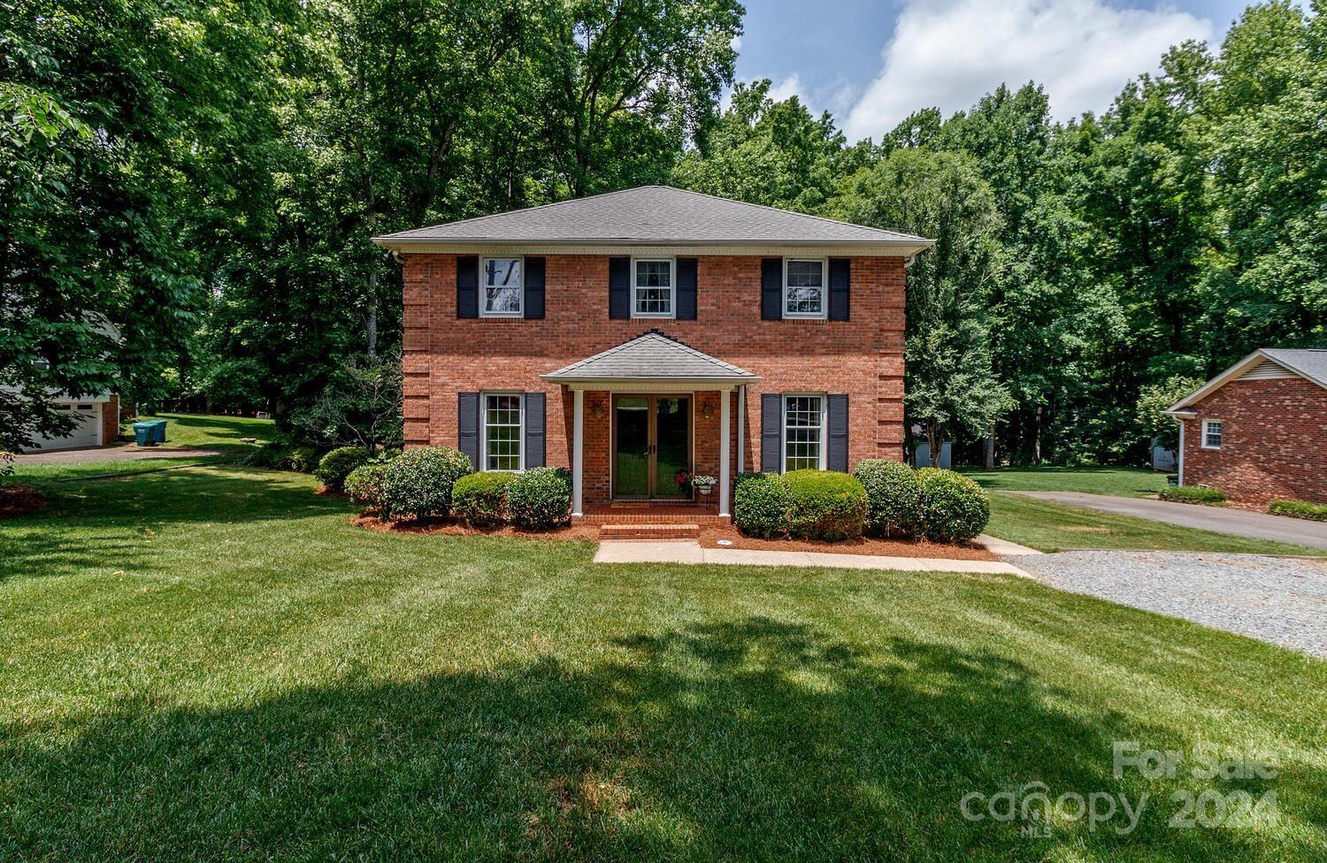 Property image 1 at 8946 Glencroft Road, Mint Hill, NC 28227