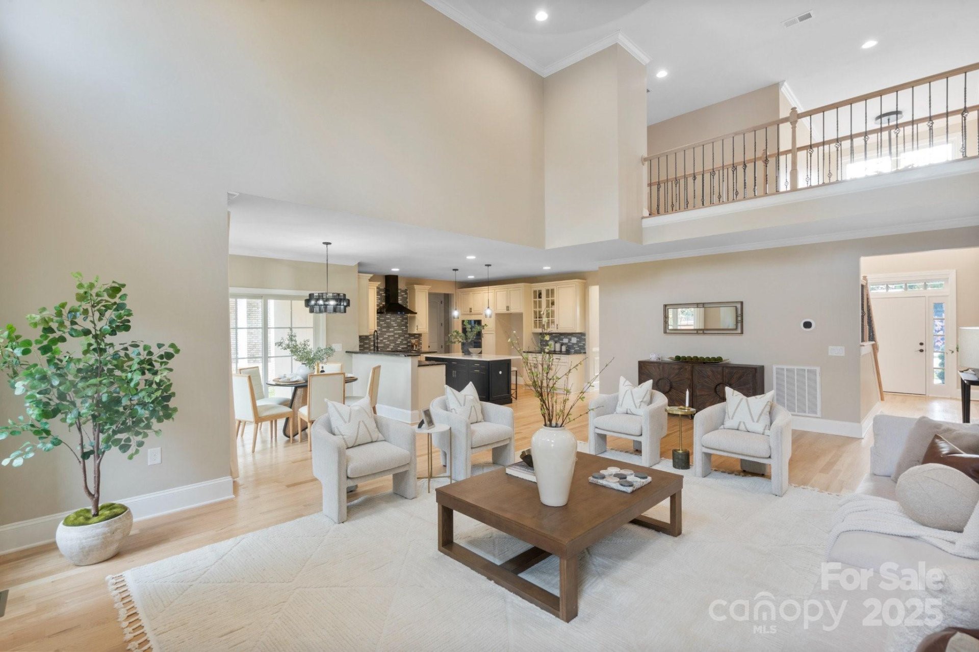 Property image 3 at 4023 Randolph Road, Charlotte, NC 28211