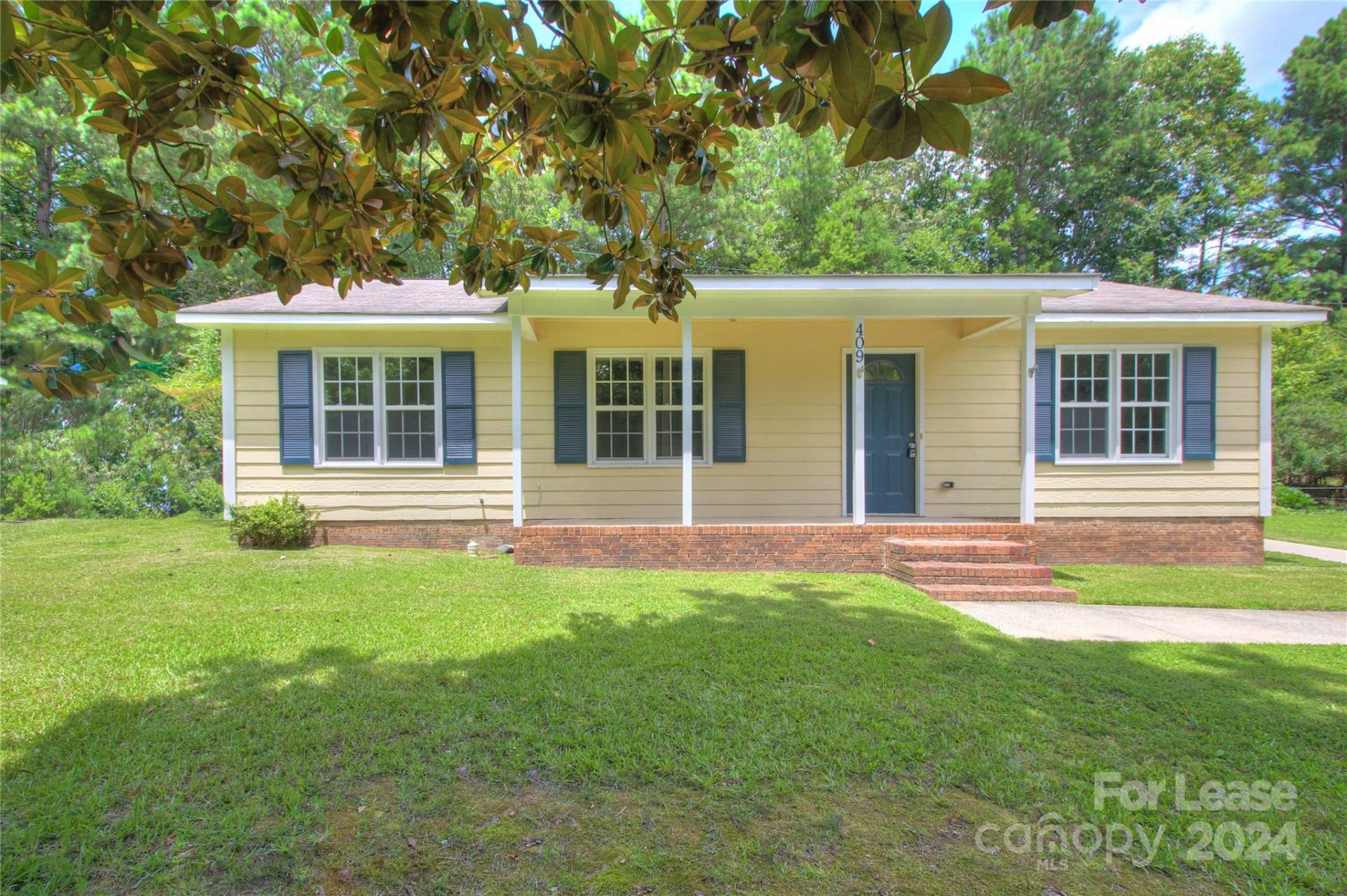 Property image 1 at 409 Howie Street, Waxhaw, NC 28173