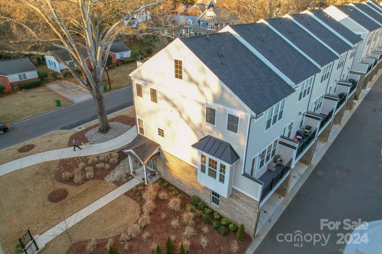 Property image 1 at 304 Dotger Avenue, Charlotte, NC 28204