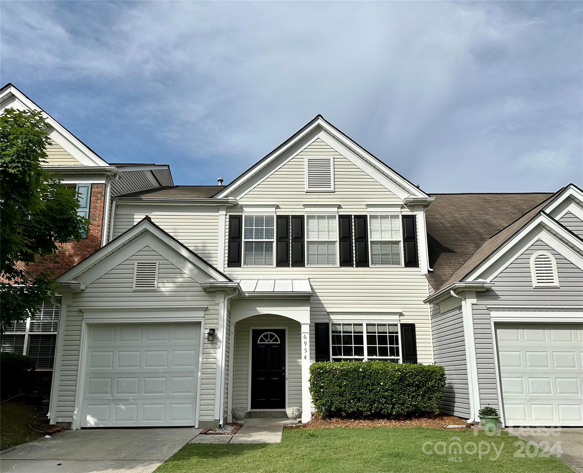 Property image 1 at 6954 Beverly Springs Drive, Charlotte, NC 28270