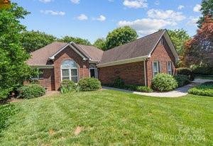 Property image 1 at 758 Emerson Drive, Mooresville, NC 28115