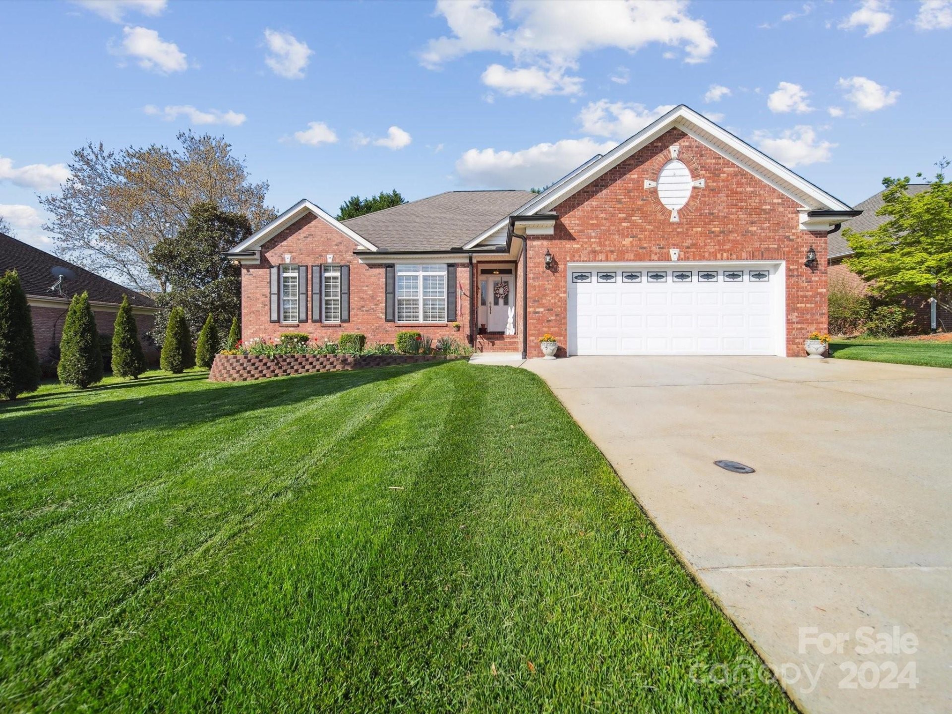 2271 Veery Lane