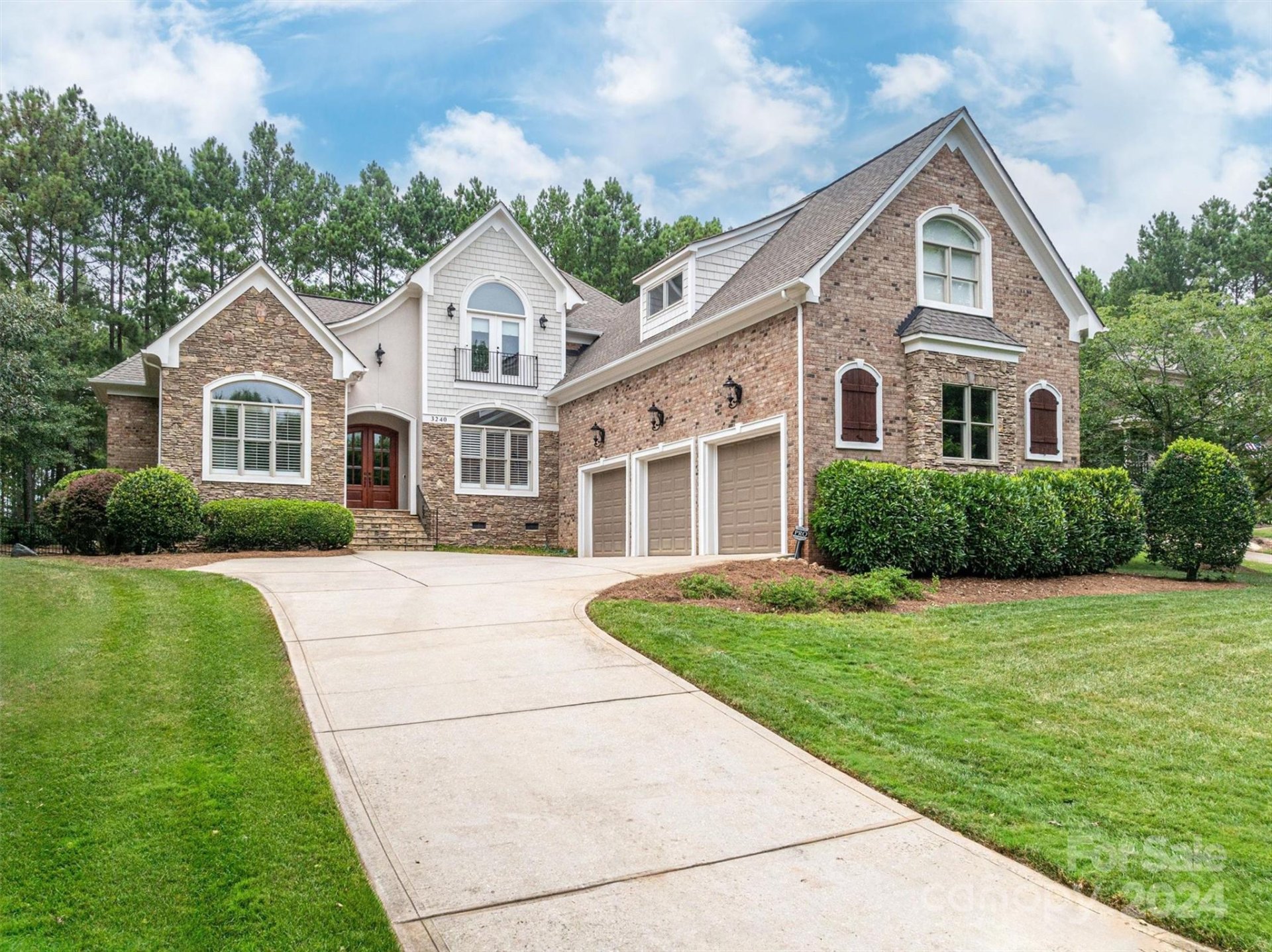 Property image 1 at 3240 Lake Pointe Drive, Belmont, NC 28012