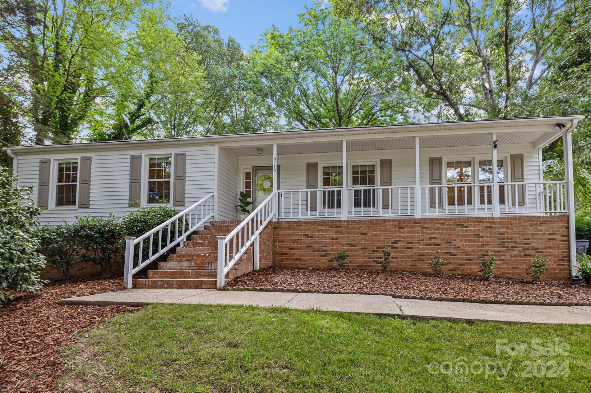 Property image 1 at 6719 Woodshed Circle, Charlotte, NC 28270