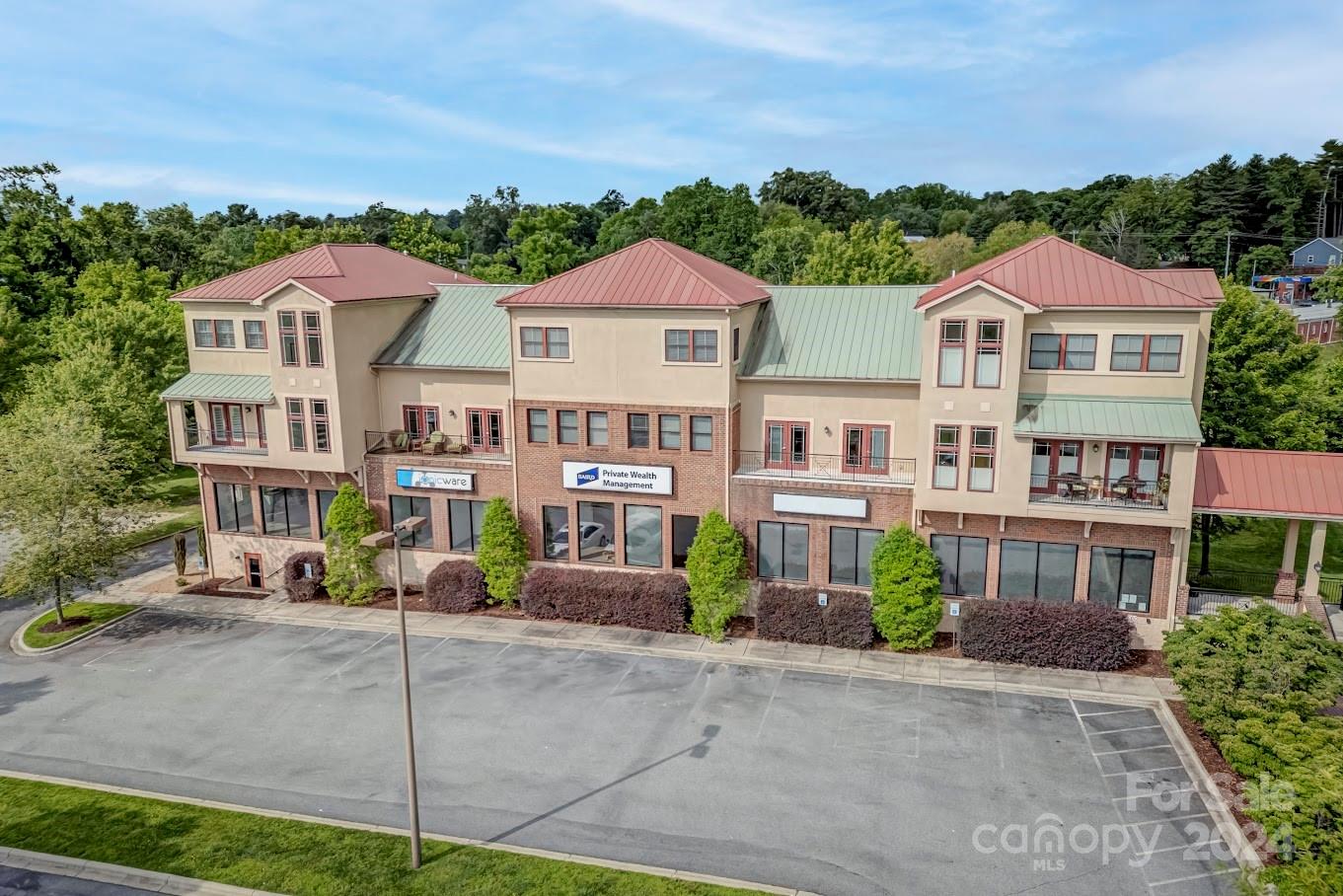 Property image 1 at 475 S Church Street, Hendersonville, NC 28792