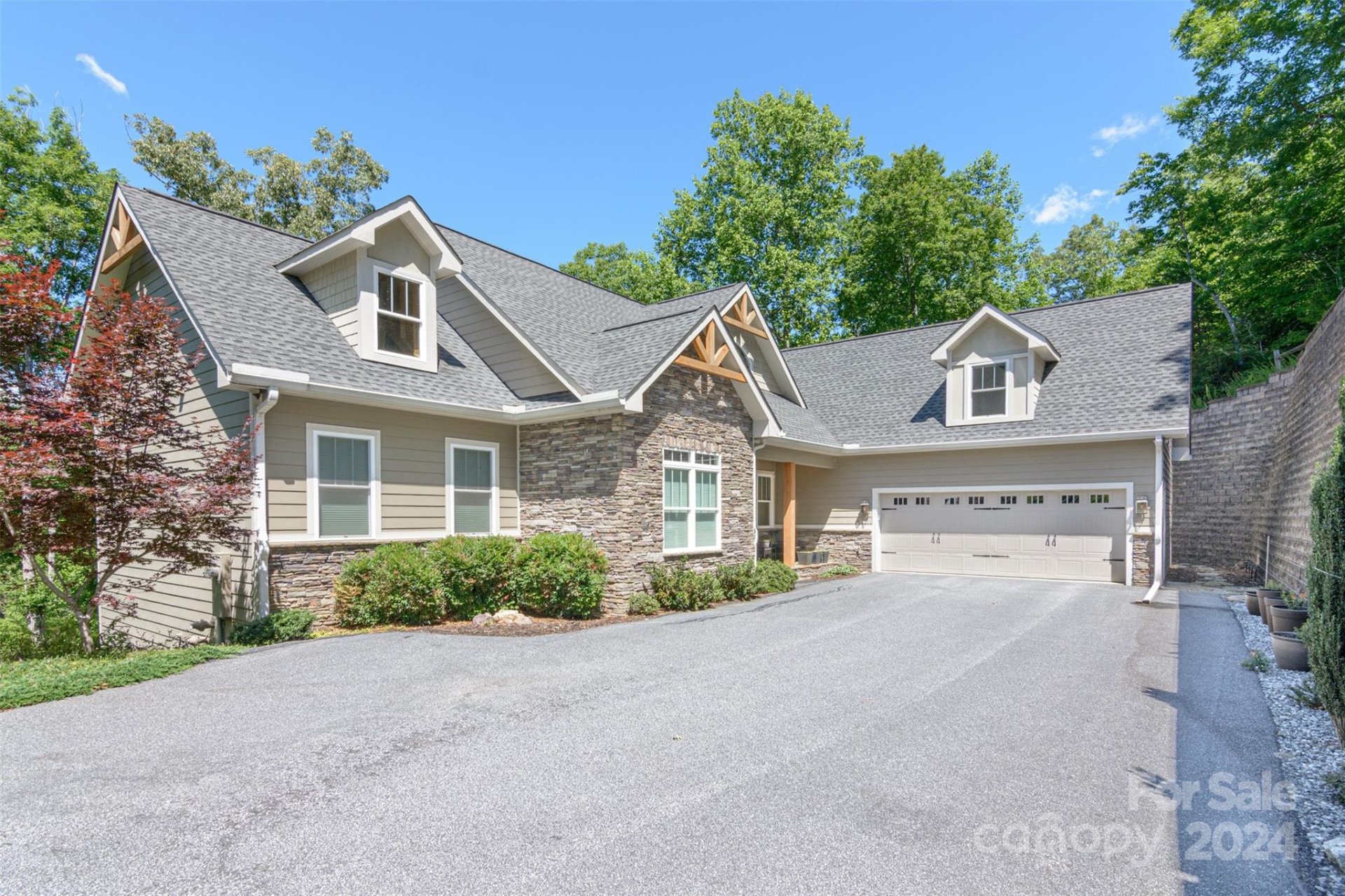 Property image 2 at 1379 Mountain Parkway, Mill Spring, NC 28756