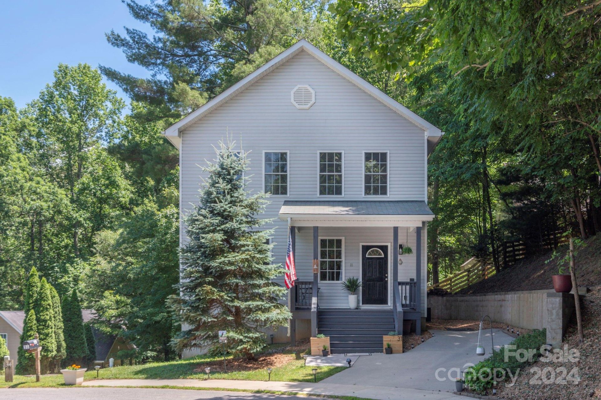 Property image 1 at 31 Grove Garden Avenue, Candler, NC 28715