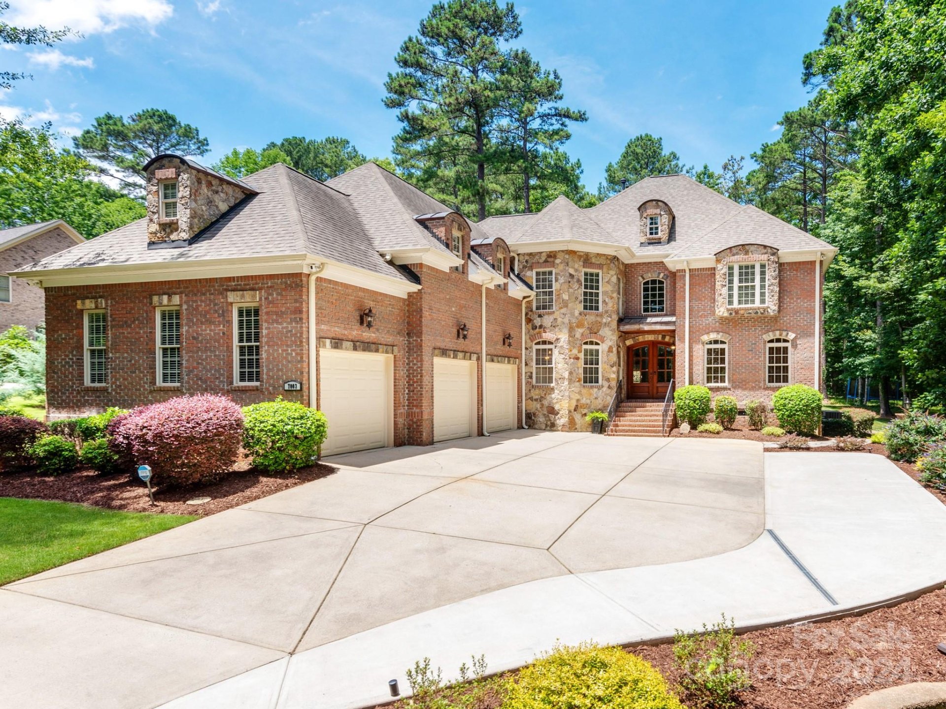 Property image 3 at 7003 Montgomery Road, Lake Wylie, SC 29710