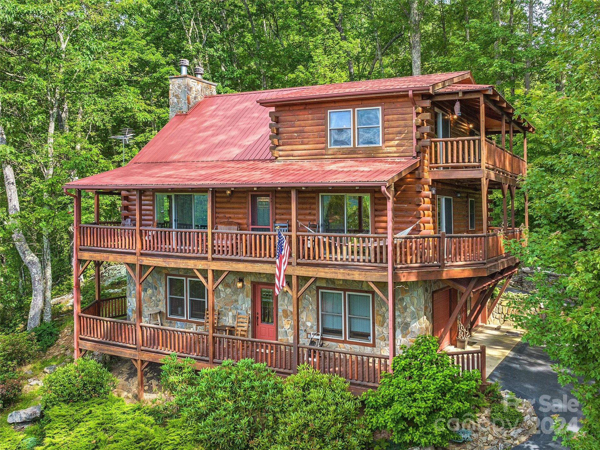 Property image 1 at 111 Dancing Bear Lane, Waynesville, NC 28785