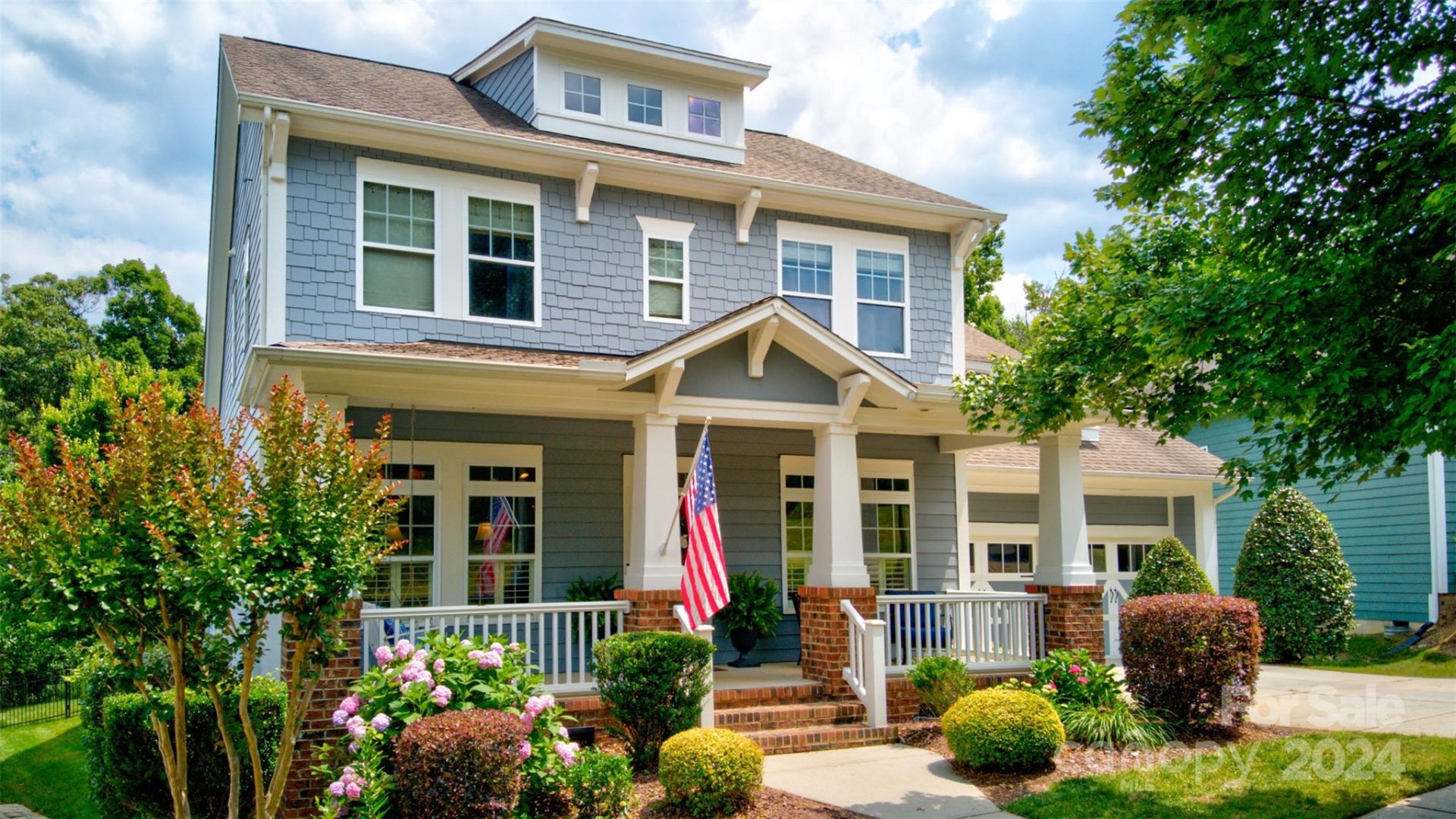 Property image 1 at 19014 Cypress Garden Drive, Davidson, NC 28036