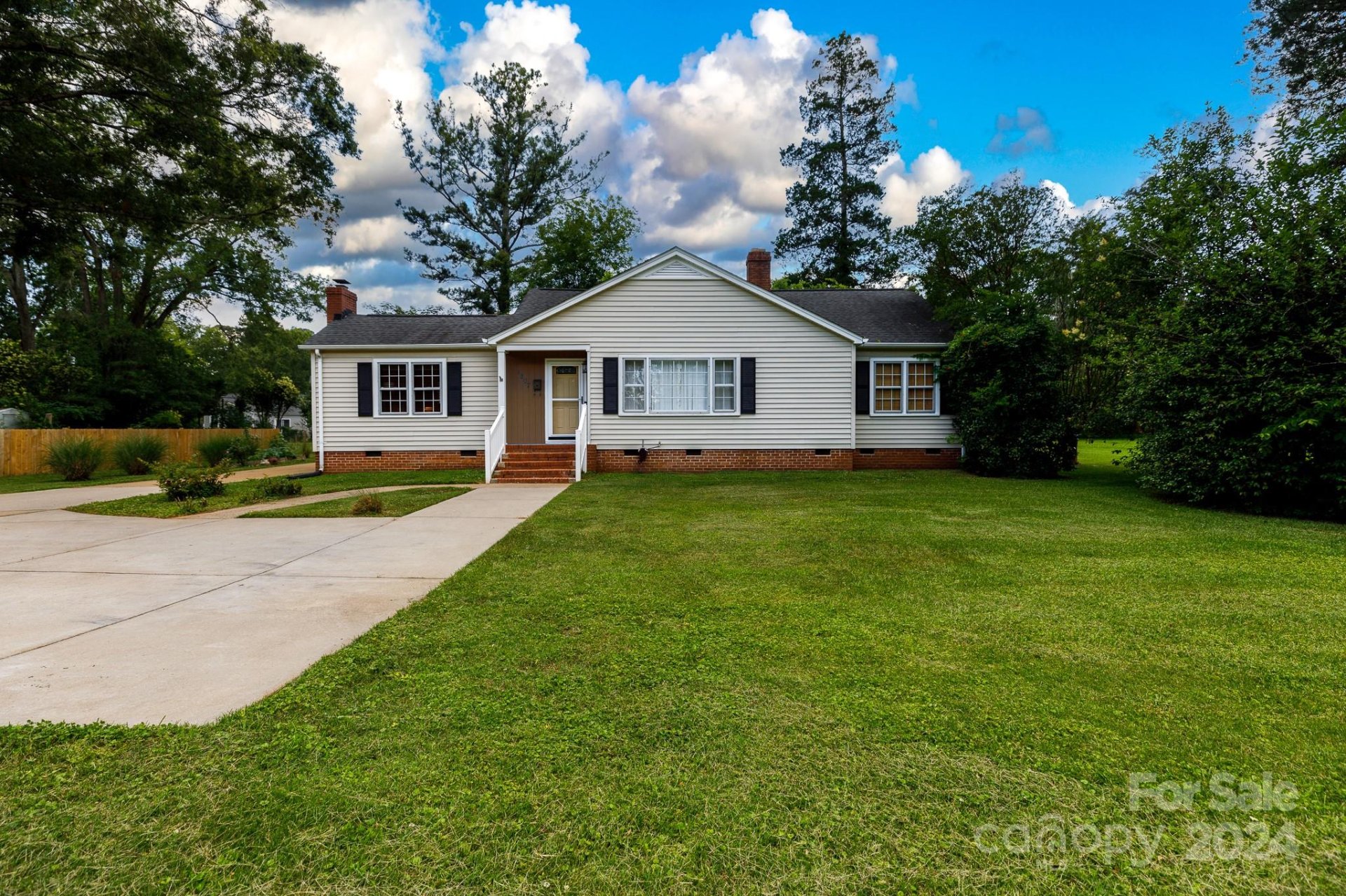 Property image 2 at 1207 Alexander Road, Rock Hill, SC 29732