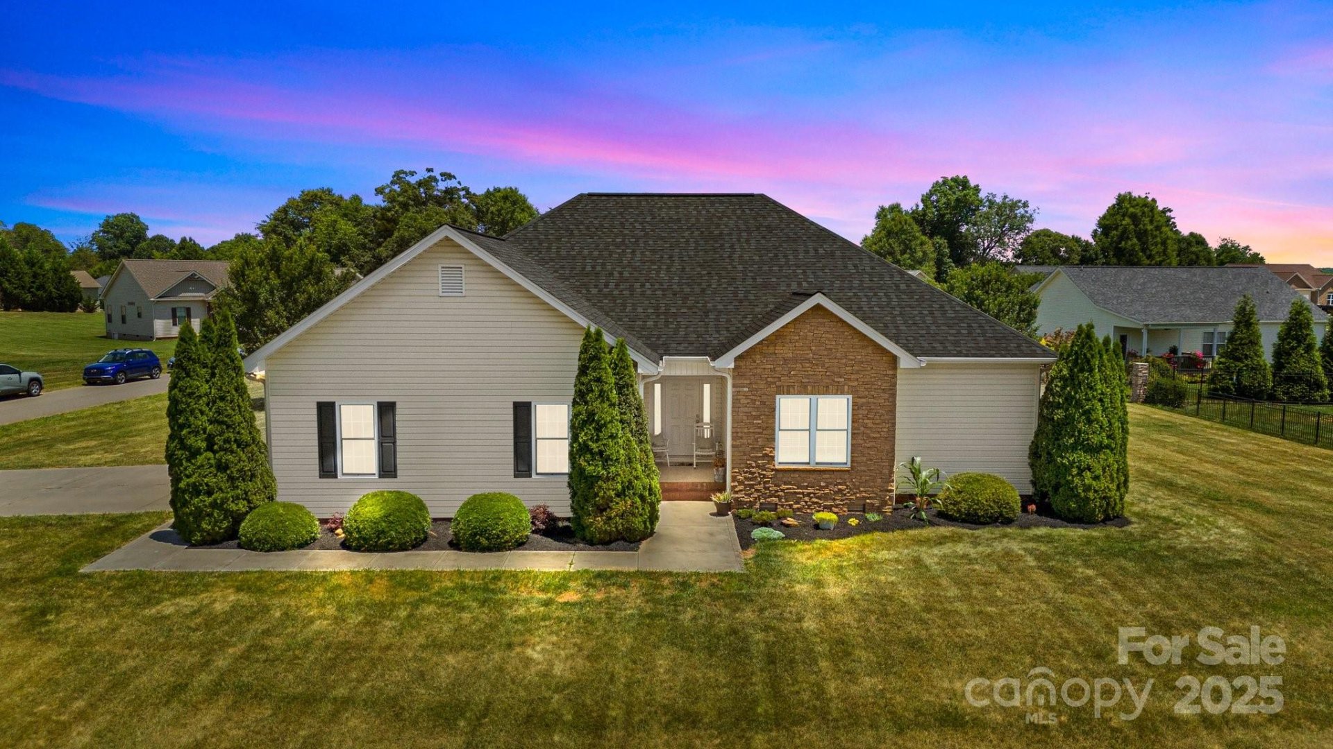 104 Castle Pines Lane