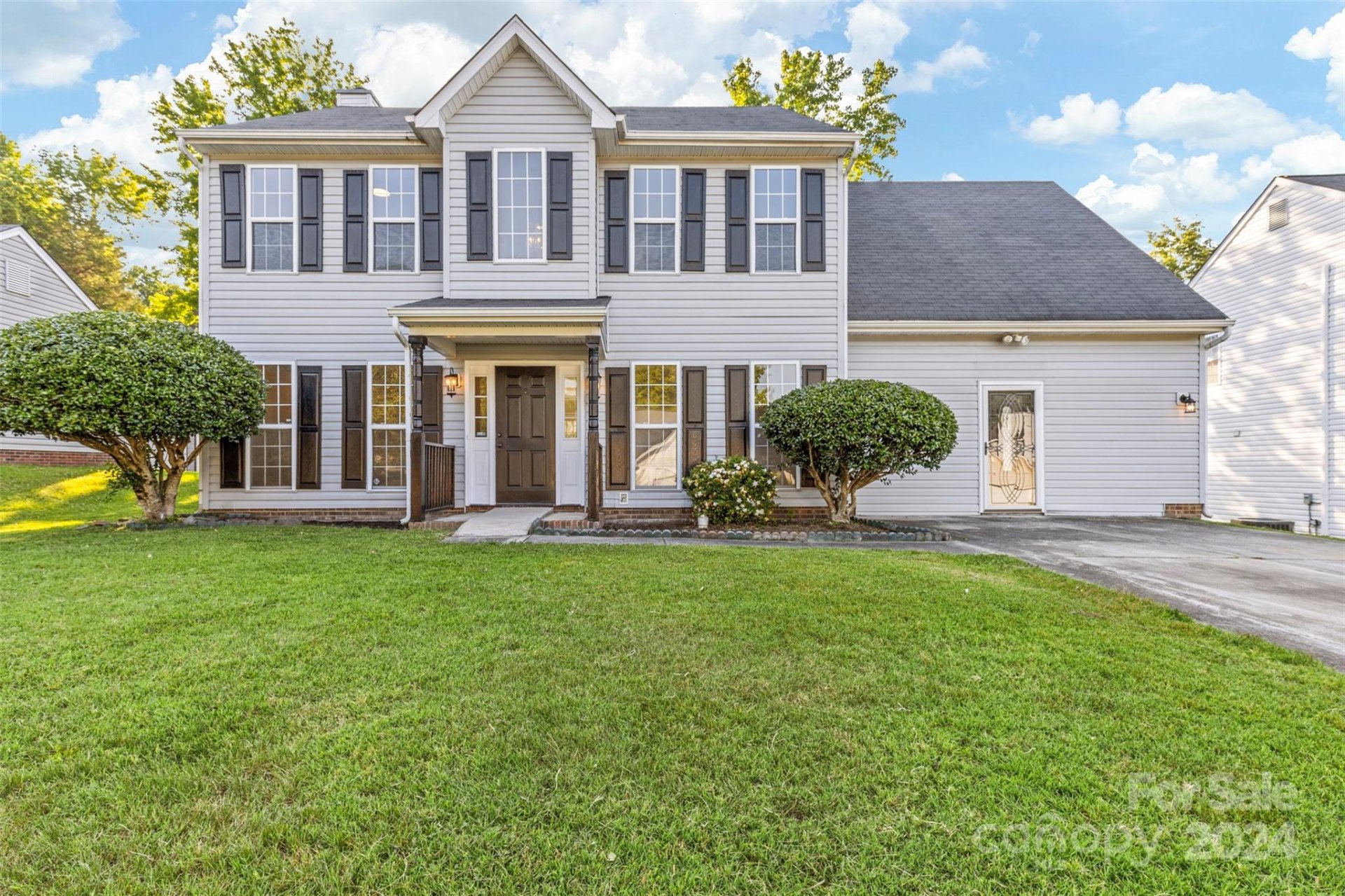 Property image 1 at 8242 Vermilion Drive, Charlotte, NC 28215