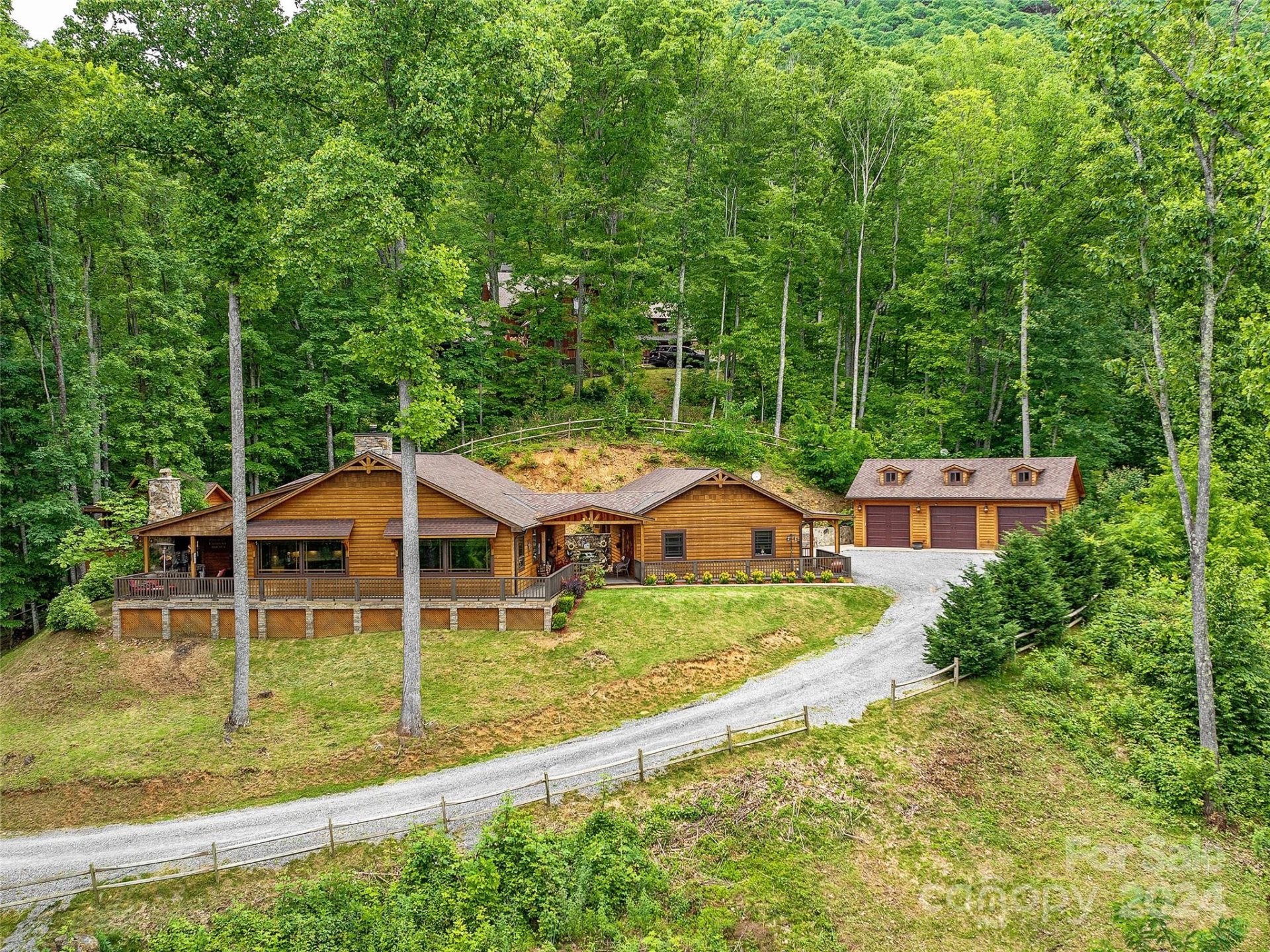 178 Ladderback Ridge